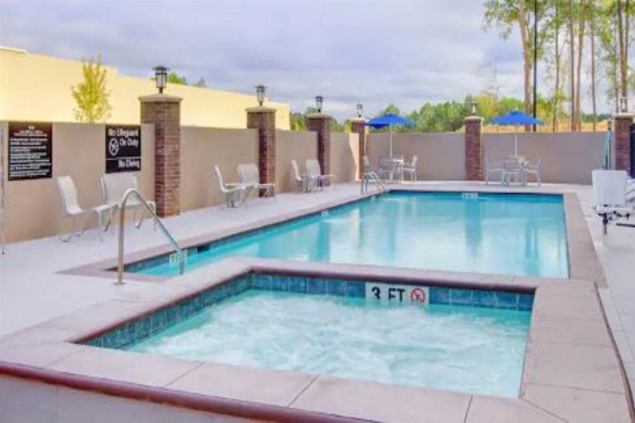 Hampton Inn & Suites Tyler-South Eksteriør billede